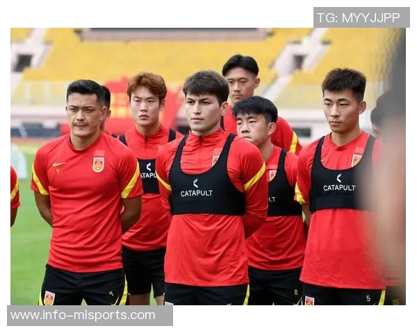 国足选帅即将揭晓新队伍将于11月集结进行热身赛 国足选帅即将揭晓新队伍将于11月集结进行热身赛