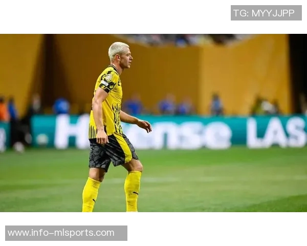 多特逆袭莱比锡吉拉西助攻扬库托精彩扳平比分