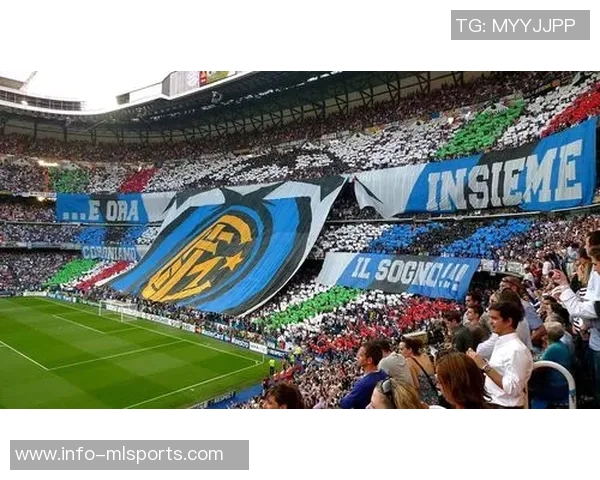 国米球探现场考察小罗比尼奥将与其经纪人进行深入洽谈