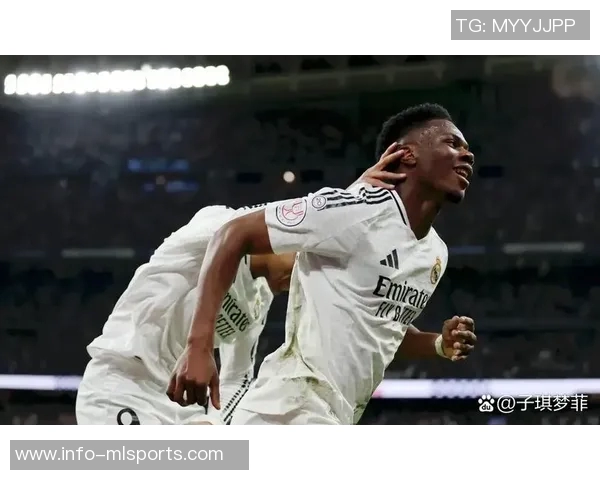 小法谈教练不公阿隆索称赞帕斯表现引发热议