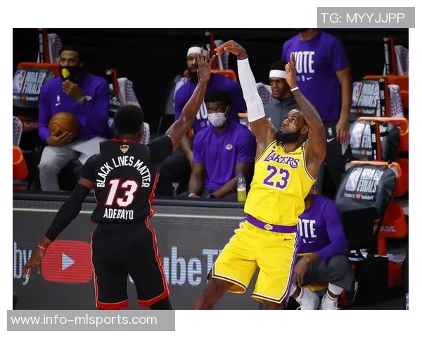 杨毅分析老詹在热火的权威地位斯波需看其脸色莱利则不以此为然