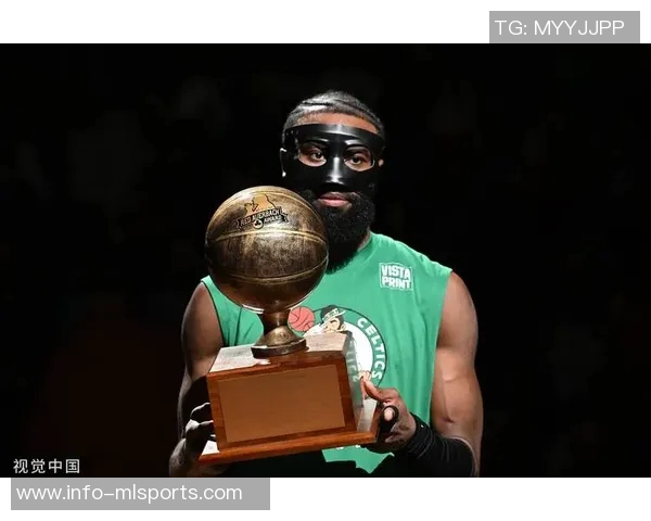 杰伦布朗本赛季再创佳绩30分表现并列联盟第二仅次于SGA